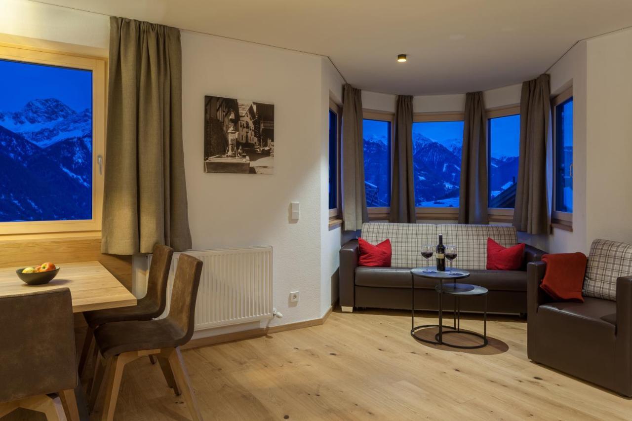 Apart-Hotel Dreisonnenhof Fiss Exterior photo
